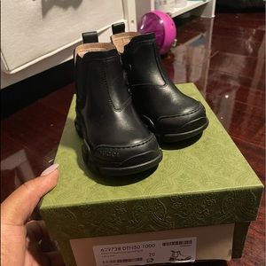 INFANT GUCCI SHOES